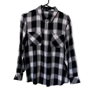 Sanctuary Black and White Plaid Small Long sleeve blouse with pockets